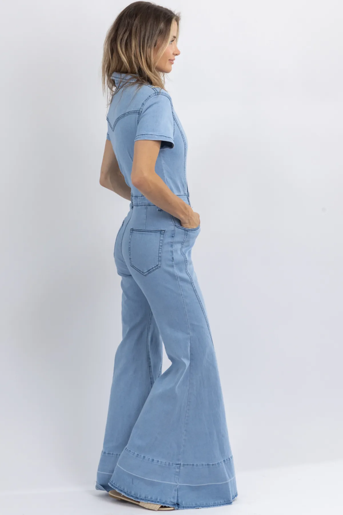 AMARILLO LIGHTWASH WIDE LEG JUMPSUIT