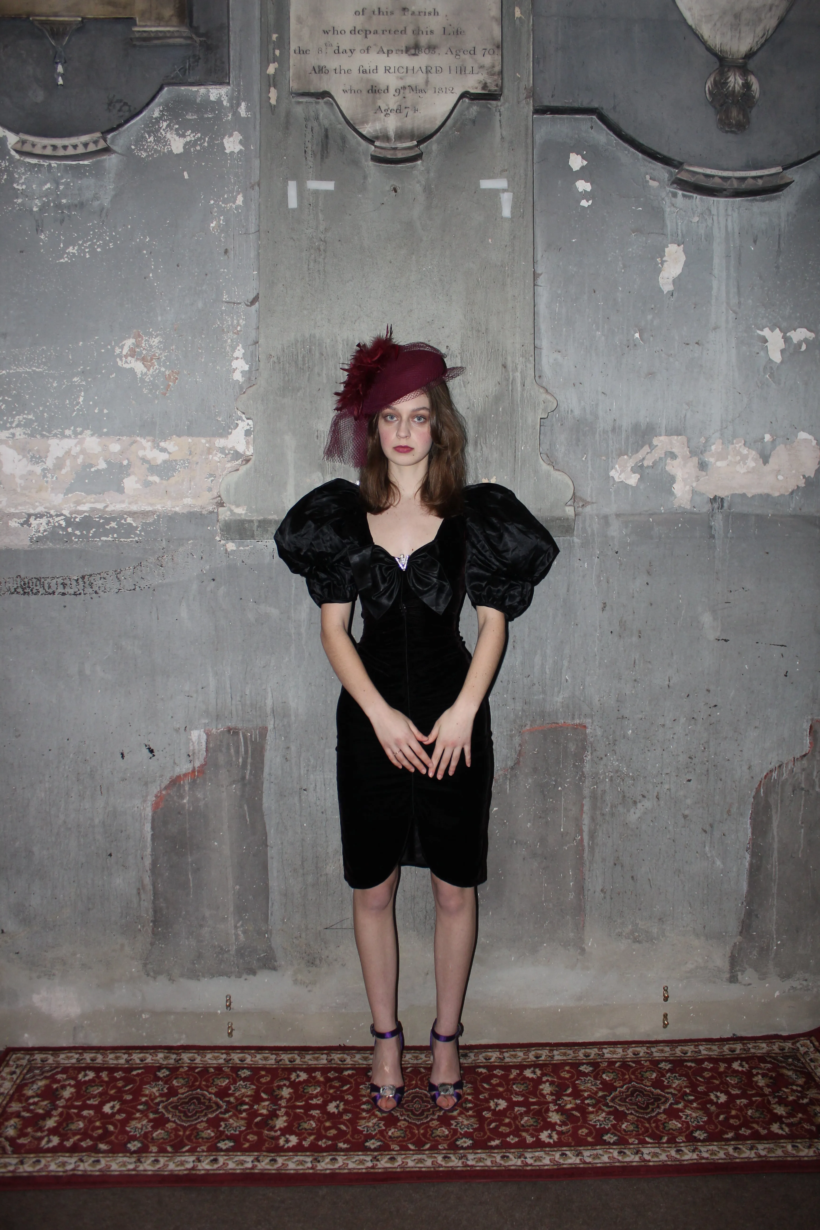 RENT Vintage Cocktail Dress with exaggerated Sleeves