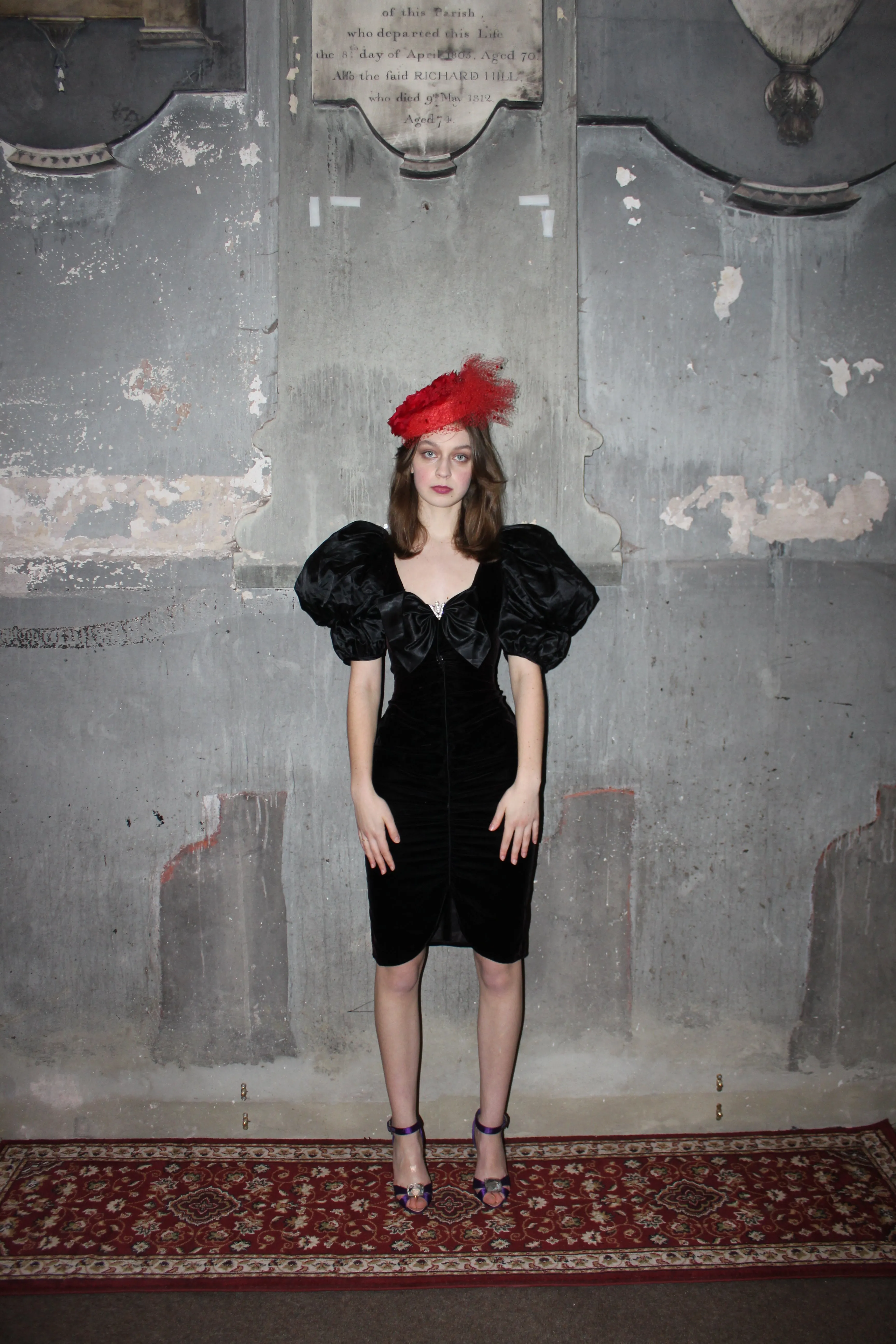 RENT Vintage Cocktail Dress with exaggerated Sleeves