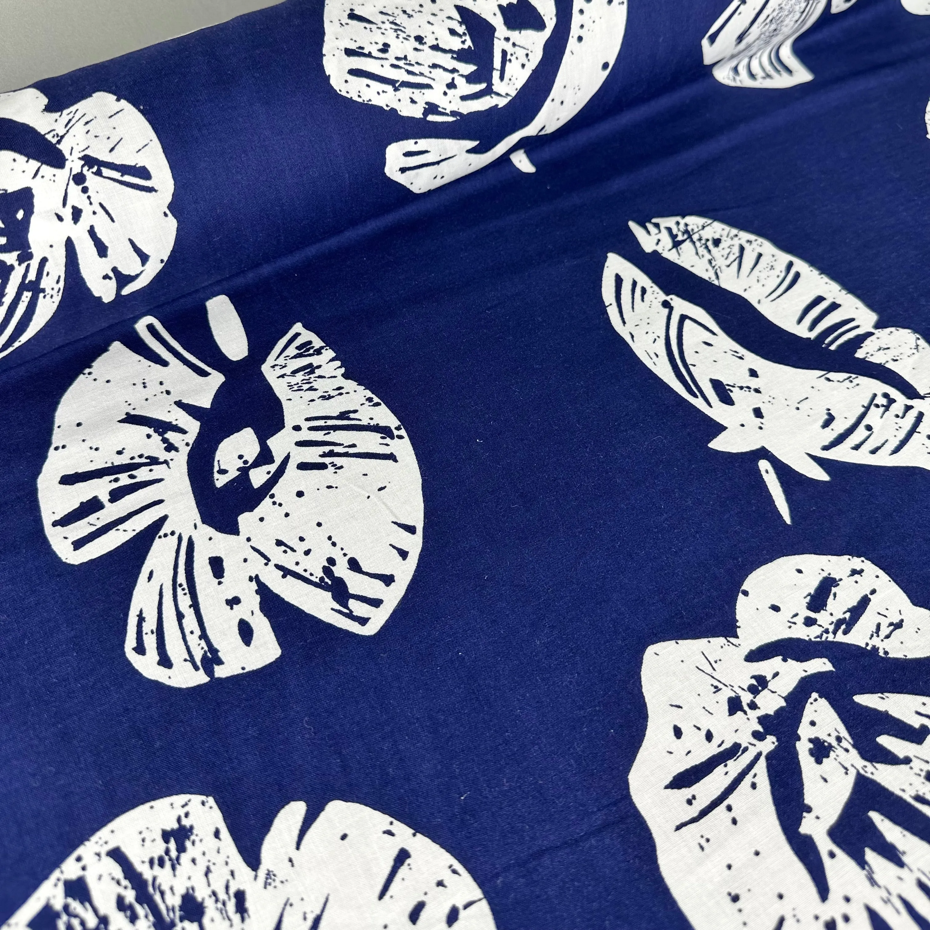 Tropical Cotton Shirting, 2 Colours (WDW1407:1411)