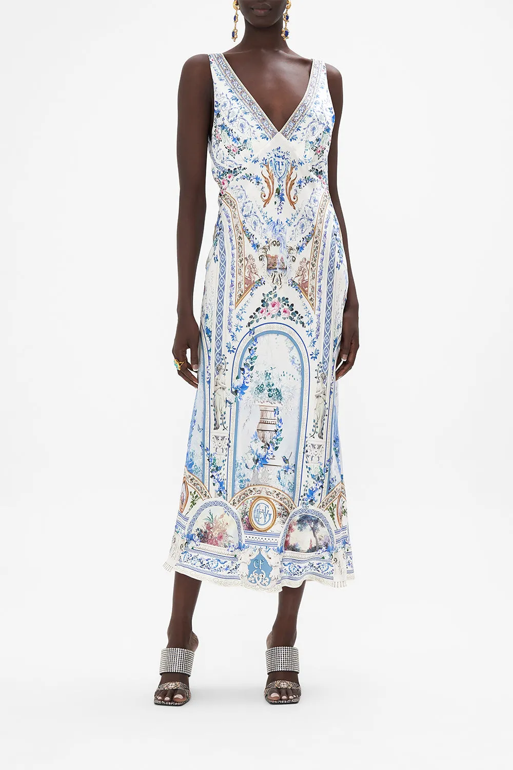 V-NECK SLIP DRESS SEASON OF THE SIREN