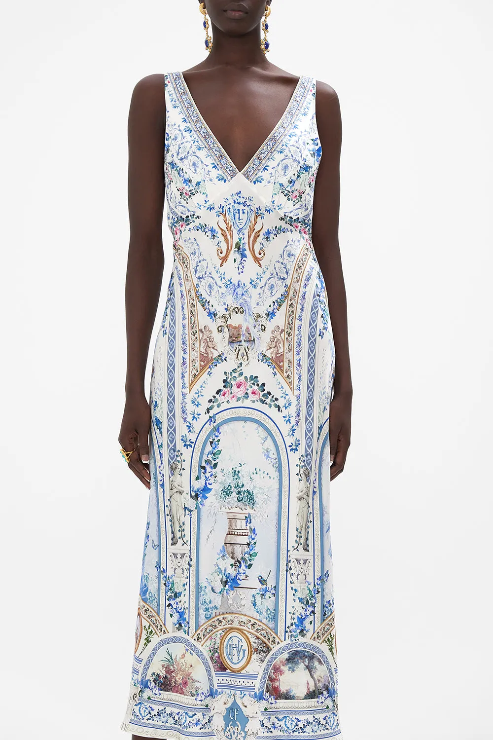 V-NECK SLIP DRESS SEASON OF THE SIREN