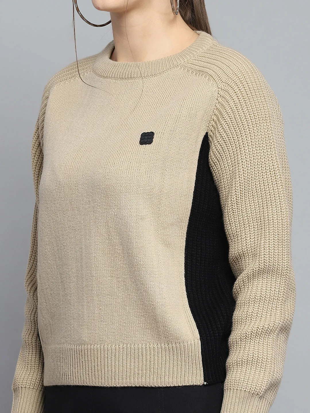 Women Beige Solid Round Neck Full Sleeve Pullover